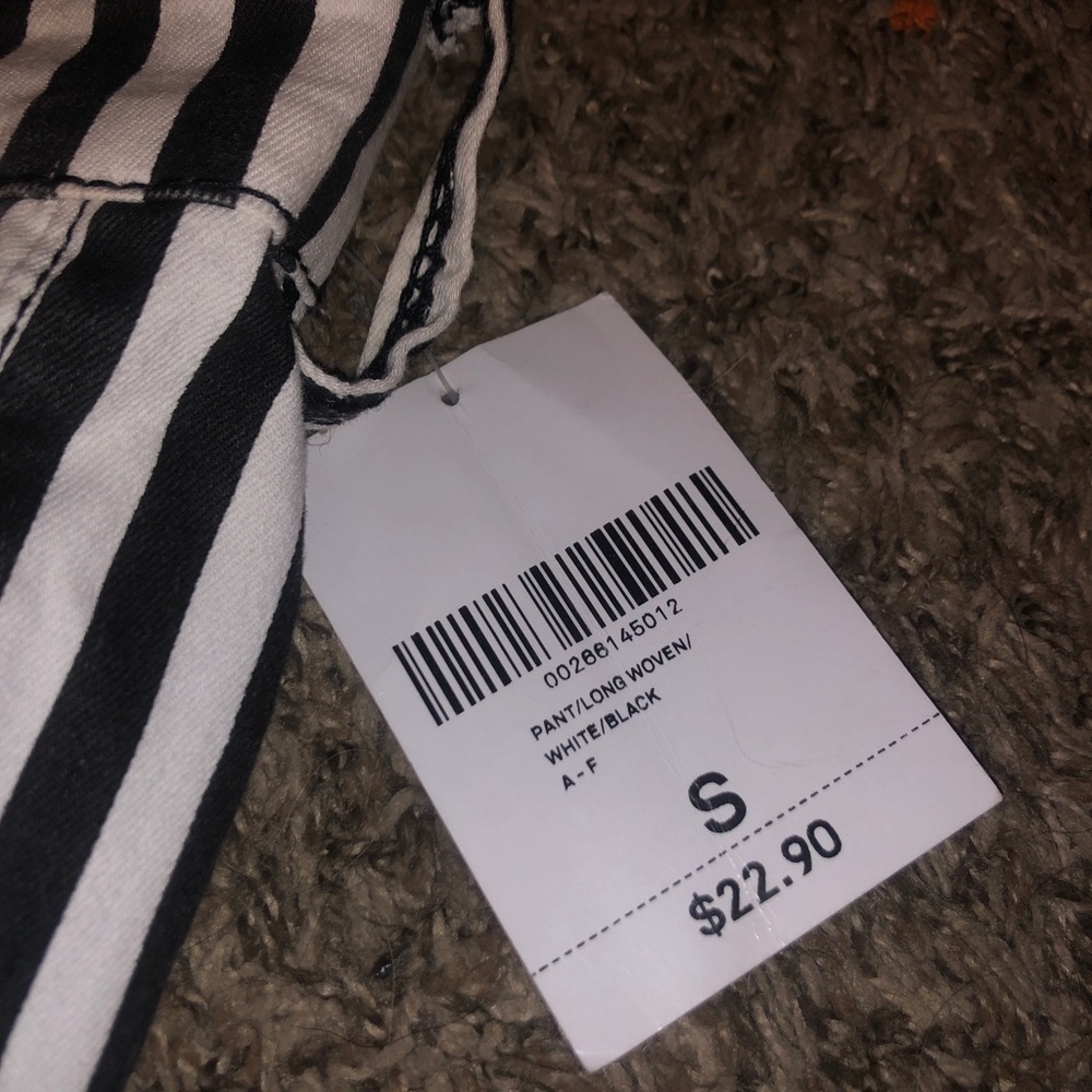 Stripped Jeans - Picture 2 of 2
